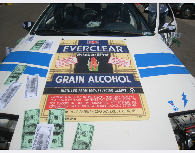 Illustration for article titled Cheaters Busted, Awesome Themes Admired: Tomorrow, We Race!